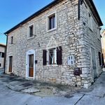 Istria, Žminj – Renovated terraced house in central location for sale