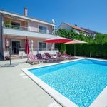 Zadar, Novi Bokanjac - Exceptional house with a pool and two apartments