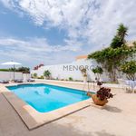 Villa with pool for sale in Cala en Porter