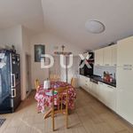 ZADAR, PLOVANIJA - three-bedroom apartment with garage