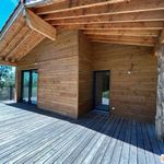 MAISON en BOIS neuve, 3 chambres avec son immense terrasse et sa vue panoramique sur la plaine Roanne/Charlieu