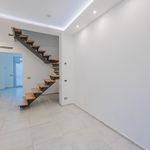 Row house - Certaldo. Renovated townhouse in the city center