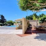 Magnificent Provençal Mas with 3 independent gîtes and swimming pool in the heart of Provence
