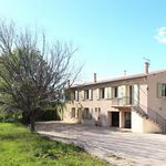 Maison provençale Villelaure 167m² sur terrain de 7ha