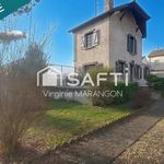 Maison individuelle avec jardin arboré et 2 terrasses.