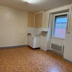 Appartement à rénover de 71 m2, 2 chambres.