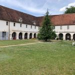 Appartement spacieux de 86 m2 habitable 3 chambres à Châtillon sur seine (ancienne abbaye)