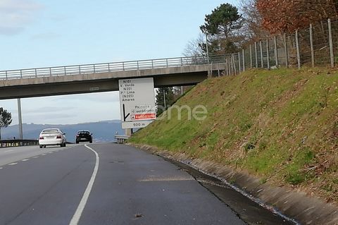 ID de la propriété: ZMPT538278 Terrain rustique à Palmeira, Braga avec 20400m2. Excellent terrain à côté de la route nationale, à 2 km du centre de Braga. Venez voir cette terre! 3 raisons d’acheter avec Zome + suivi Forts d’une préparation et d’une ...