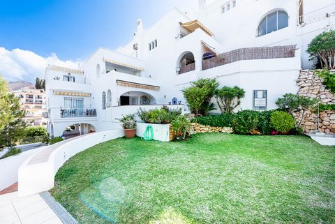Rare opportunity to acquire a spacious two bedroom apartment on the small, but highly sought-after, Residensol gated community within walking distance of Playa Burriana, Nerja''s premier beach. Large south-facing terrace and communal pool & gardens. ...