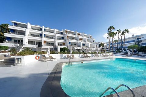 The LABRANDA El Dorado apartments are located in the beautiful town of Puerto del Carmen. The complex consists of 80 apartments and is located near the old town and near the beginning of the Avenida de las Playas boulevard. This is one of the most fa...