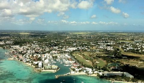 Dpt Guadeloupe (971), à vendre SAINT FRANCOIS, Immeuble de plusieurs locaux d'activité