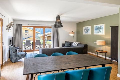 This luxurious apartment is located in the 5-star residence AlpChalets Portes du Soleil. It is 1.3 km from the centre of the authentic French village of La Chapelle d'Abondance and only 1.5 km from the ski lift. This ground floor apartment with heate...