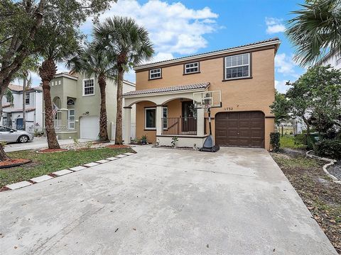 MOTIVATED SELLERS! Indulge in paradise living at this upgraded AS-IS 2-story, 3-bed, 2.5-bath waterfront home in Coral Springs. Enjoy nearby amenities, schools, and parks, with easy access to the Sawgrass Expressway. Move-in ready, with impact doors/...