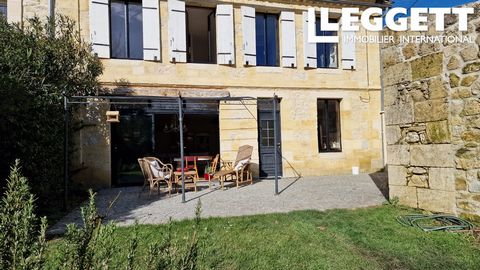 A26991BTU33 - Beautiran – Beautifully-renovated stone home with 3 bedrooms + adjacent 55 m² chai and separate outbuilding with workshop, pool house, and covered outdoor kitchen/dining area, 10 minutes train ride from Bordeaux A charming stone house l...