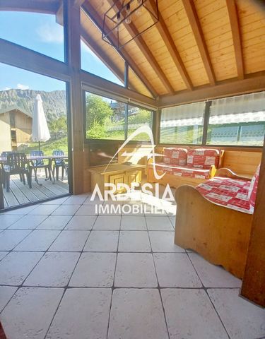 You will be charmed! ARDESIA IMMOBILIER invites you to discover this Chalet located in Le Corbier, built on a plot of approximately 600m2. It can accommodate 7 people. In the immediate vicinity of the downhill ski slopes. Exceptional view of our moun...
