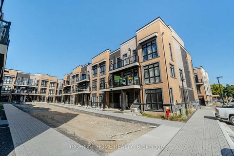 Welcome to this brand new never lived in Executive Townhome At The Bond on Yonge in the Heart of Oak Ridges in Richmond Hill. This Luxury Never Before Lived In 3 Bedroom 3 Bathroom Townhouse. Featuring Approximataly1383 Sqft of Indoor Living space pl...