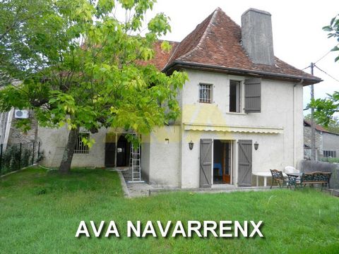 Village house of good size, near Navarrenx. The house has a 25m2 lounge area, a sleeping area with 4 bedrooms and a kitchen area. The peace of mind of the occupants is ensured by the double glazing. Outside, the property is accompanied by a garden of...