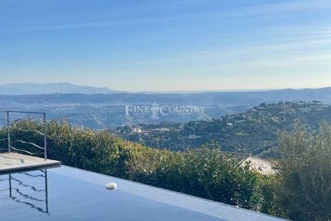 REF. 032024 021: On the heights of Tanneron, for lovers of peace and greenery, a beautiful 210 m² villa built on a 1024 m² plot, offering fantastic views all the way to the sea and on to the Tanneron mimosa trees. On two levels, you will find : - Gro...