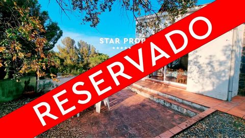STAR PROP, awarded as the best real estate agency in Costa Brava, takes pride in offering you the most outstanding service in selling a unique property in the area. Today we present an incredible house in El Port de la Selva, which has all the necess...