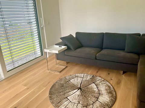 The 3-room apartment is located on the first floor of a new building. The apartment is equipped with parquet flooring and furnished in high quality. You can move in immediately, as the apartment is fully equipped. From the hallway opens the small sto...