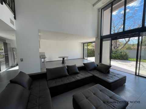 Dpt Hérault (34), à vendre Montpellier maison P4 de 195 m² + garage