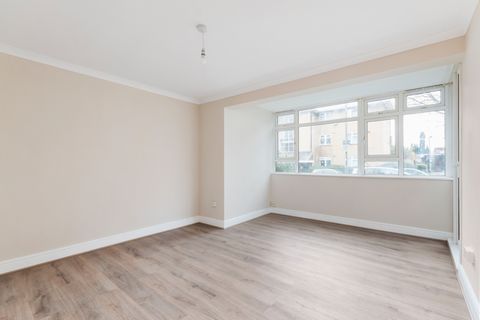 A STUNNING NEWLY REFURBISHED flat with spacious accommodation comprising TWO DOUBLE BEDROOMS, large living room with SOUTH FACING BALCONY, modern newly fitted kitchen with integrated appliances, wonderful contemporary bathroom and separate WC. Weydow...
