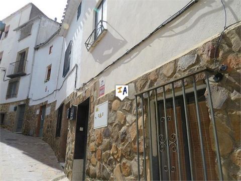 Located in a quiet. secluded cobbled street in Martos, in the Jaén province of Andalucia, Spain and close to shops, public transport and the local health centre. As you enter the property there is a cosy reception area with a sitting area and plenty ...