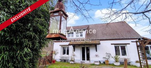 Located in Sologne, 12 minutes from Romorantin and the motorway. This two-storey house, built in 1971, is built on a fenced garden of 6980 m². With a living area of approximately 100 m². A beautiful veranda welcomes you (the joinery is new), a kitche...