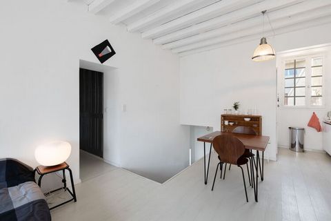 Dies ist eine wunderschöne Wohnung im 2. Stock eines Ferienhauses, die Ihr Herz in der grünen Umgebung Frankreichs erfreuen wird. Dieses in Avignon gelegene Ferienhaus bietet Platz für ca. 2 Personen in einem Schlafzimmer und einem Wohnzimmer. Dieses...