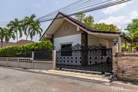 Luxury 3 bed Villa For Sale in Pattaya Thailand Esales Property ID: es5554006 Property Location Pattaya Land and House Village 14/23 No.13 Nongprue, Bang Lamung Chon Buri Pattaya Thailand 20150 Thailand Property Details Unveiling Tranquility and Luxu...