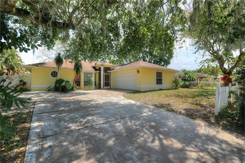 Lovely canal front 3 bedroom, 2 bath concrete block home home in the Sebastian Highlands with no HOA! Tranquil views from the backyard! Nicely updated kitchen with granite and stainless steel appliances. Great split floor plan ready for your custom t...