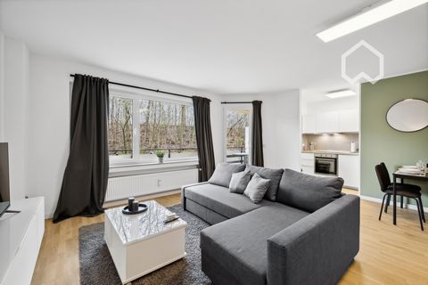 This 53 m² apartment is located in a centrally located property in Essen-Kupferdreh. The district is located on the 