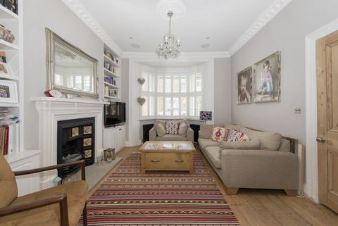 A stunning family home perfectly located for Sheringdale Primary School and Southfields Tube Station. This superb semi detached family home is ideally located with Southfields Village and Southfields Tube Station within easy walking distance whilst t...