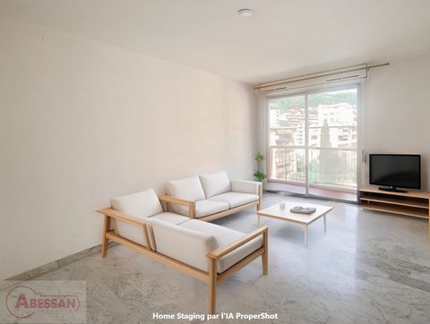For sale Alpes-Maritimes- Nice--Horloge de Cessole in the heart of a dynamic district - Spacious studio of 33 m² composed of an entrance, an independent kitchen, a bright living room, both opening onto a quiet balcony offering a clear view, a bathroo...