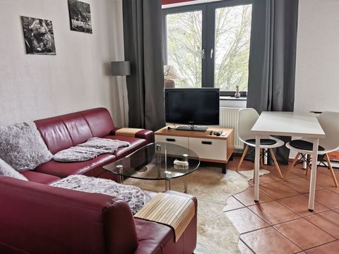 Welcome to your new home in the heart of Düsseldorf! This stylish and comfortable furnished apartment not only offers you a cozy living ambience, but also a first-class location in the sought-after Münster Strasse.