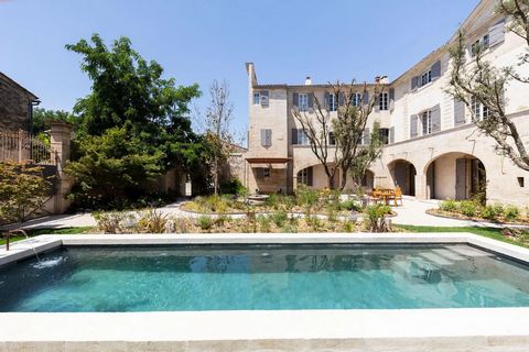 Once in a lifetime opportunity, period country residence.This sumptuous mansion in Provence, close to Avignon, is a haven of peace. Located in a picturesque village between Arles and Avignon, this magnificent property offers a peaceful but not isolat...