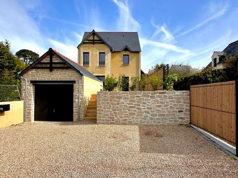 Dpt Ille et Vilaine (35), à vendre DINARD maison P6 de 119,18 m² - Terrain de 259,00 m²