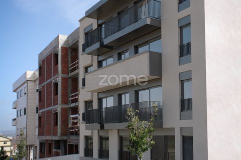 Identificação do imóvel: ZMPT566137 Brand New 1+1 Front-facing Apartment, located in the Sernandes Development, on Sernandes Street, in Gervide, parish of Oliveira do Douro. With the following features: Apartment with an area of 70.4m2. Situated at g...
