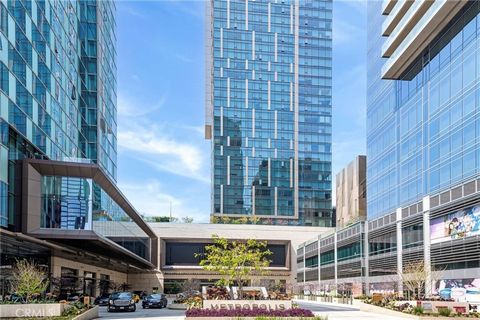 Call or text listing agents John Sturdevant ... and Angela Han ... Prime view location on the 15th floor in the Metropolis Residences Tower 1 built in 2016 and detailed with high style design and top notch finishes. Enjoy all the amenities of a world...
