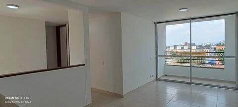 VENTA APARTAMENTO EN CALI NORTE, PRADOS DEL NORTE. En excelente ubicación cerca a Centros Médicos, C. Comerciales, paraderos Mio. En piso 9 con ascensor, NO LE DA EL SOL DE LA TARDE. Está vivienda iluminada y aireada cuenta con espacios cómodos sala ...