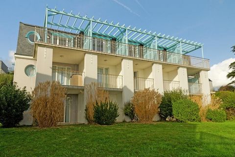 A 300 m dalla spiaggia di sabbia fine di Trescadec e dai negozi, il Résidence Les Terrasses de l'Océan**** si affaccia sul mare e offre un magnifico panorama sull'Oceano di cui beneficiano tutti gli appartamenti con vista mare.   A due passi dalla Po...