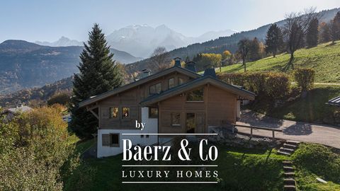 In a quiet and bucolic area of Combloux, discover this unique chalet offering a stunning 180° panoramic view of Mont Blanc, the Fiz, and the Aravis mountains. Nestled on a large landscaped plot with a vegetable garden, Chalet Pierre Blanche combines ...