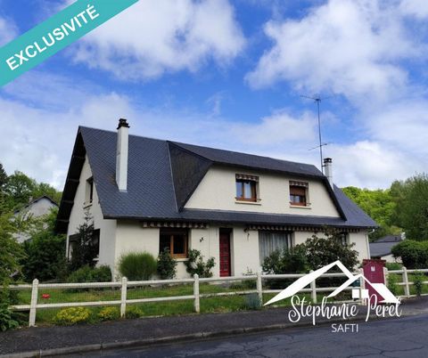 Cette charmante maison bénéficie d'un emplacement paisible dans un quartier proche de toutes commodités locales. Neuvic séduit, par son ambiance conviviale et sa proximité avec la nature, proche du lac de la Triouzoune et ses activités. Cette maison ...