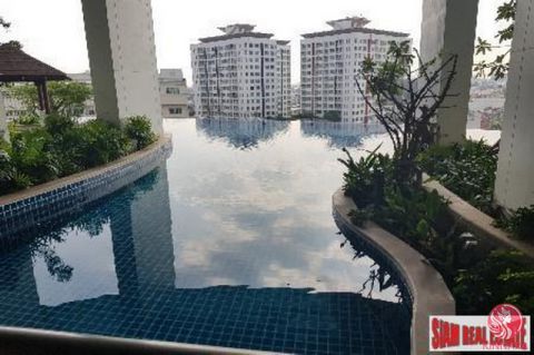 This is a unique one bedroom + study room condominium in the Sky Walk Condo. Located on the 25th floor the apartment is fully furnished, air conditioned and 60.18 sqm. Fantastic views from the living room, and bedroom. The apartment has a large livin...