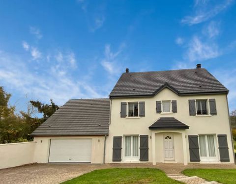 Venez découvrir ce splendide pavillon à Fresnoy-la-Rivière ! Un cadre idéal à proximité de toutes les commodités et à seulement 20 minutes de Compiègne ! Construite en 1997, cette maison se compose : Au rez-de-chaussée: Une entrée qui s’ouvre sur un ...