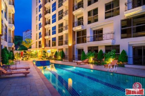 A low rise Condominium located i the affluent Pratumnak Area of Pattaya Size: 32.31m2 Ownership: Foreign owned Bedroom: 1 Bathroom: 1 Key location: New to Sky Gallery, Pratumnak Hill Features: Internet, European kitchen, Balcony with sea views Please...