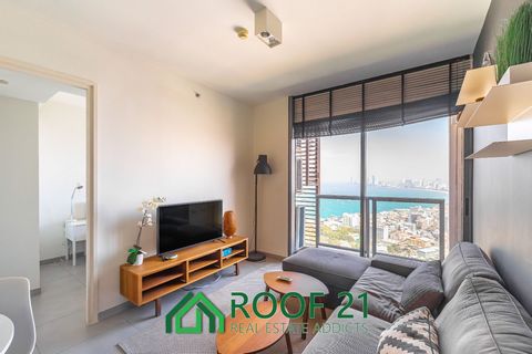 Unixx Condo South Pattaya – Top Floor for Sale Luxury condo with stunning sea and city views on the top floor of Unixx South Pattaya. Ideal for both personal living and investment, this unit offers modern conveniences, a prime location, and world-cla...