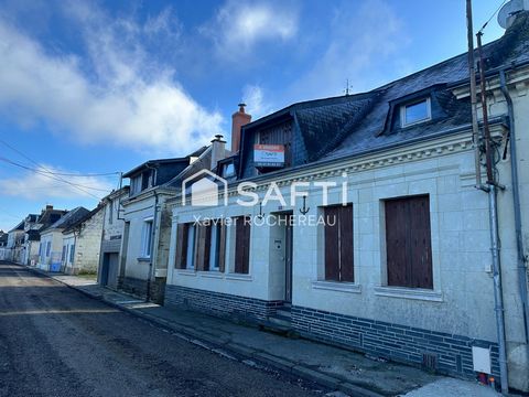 Située à Chouzé-sur-Loire (37140), cette propriété bénéficie d'un cadre paisible et pittoresque, offrant une vue imprenable sur la Loire. Profitez de la tranquillité de la campagne tout en restant proche des commodités de la ville. Les 656 m² de terr...