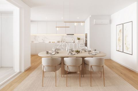 Identificação do imóvel: ZMPT573940 3-Bedroom Apartment with Balcony and Parking - Bom Sucesso | Alverca Under construction - completion scheduled for 2nd semester 2026 The images shown are 3D illustrations. This 3 bedroom apartment stands out for it...
