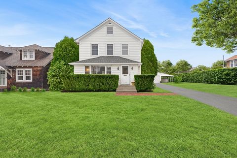 Discover this charming 2 story traditional in Southampton Village with endless possibilities. With 1,640 square feet of sun filled living space this home offers 3 bedrooms, 2 baths on two levels and is on a rare double lot at .37 acres. The open floo...